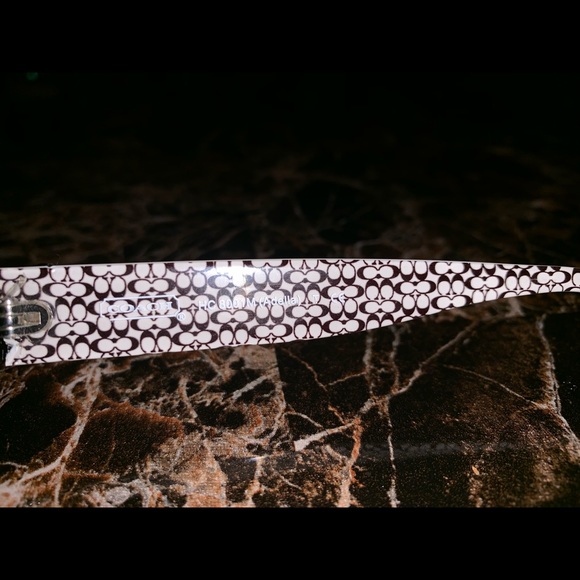 COACH SUN GLASSES ! NEW CONDITION! ! - Picture 5 of 8